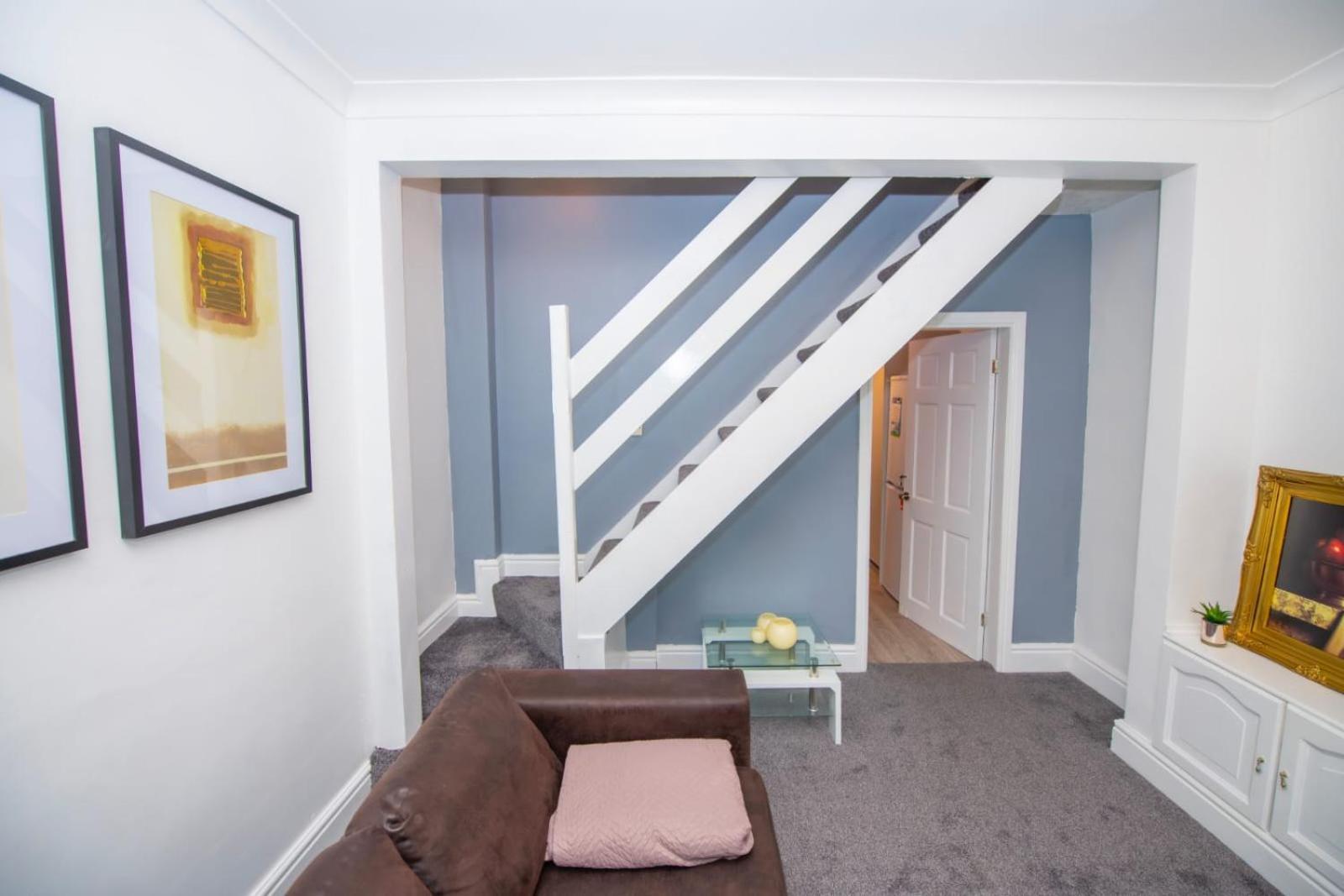 Lovely City Home + Free Parking Manchester Exterior photo