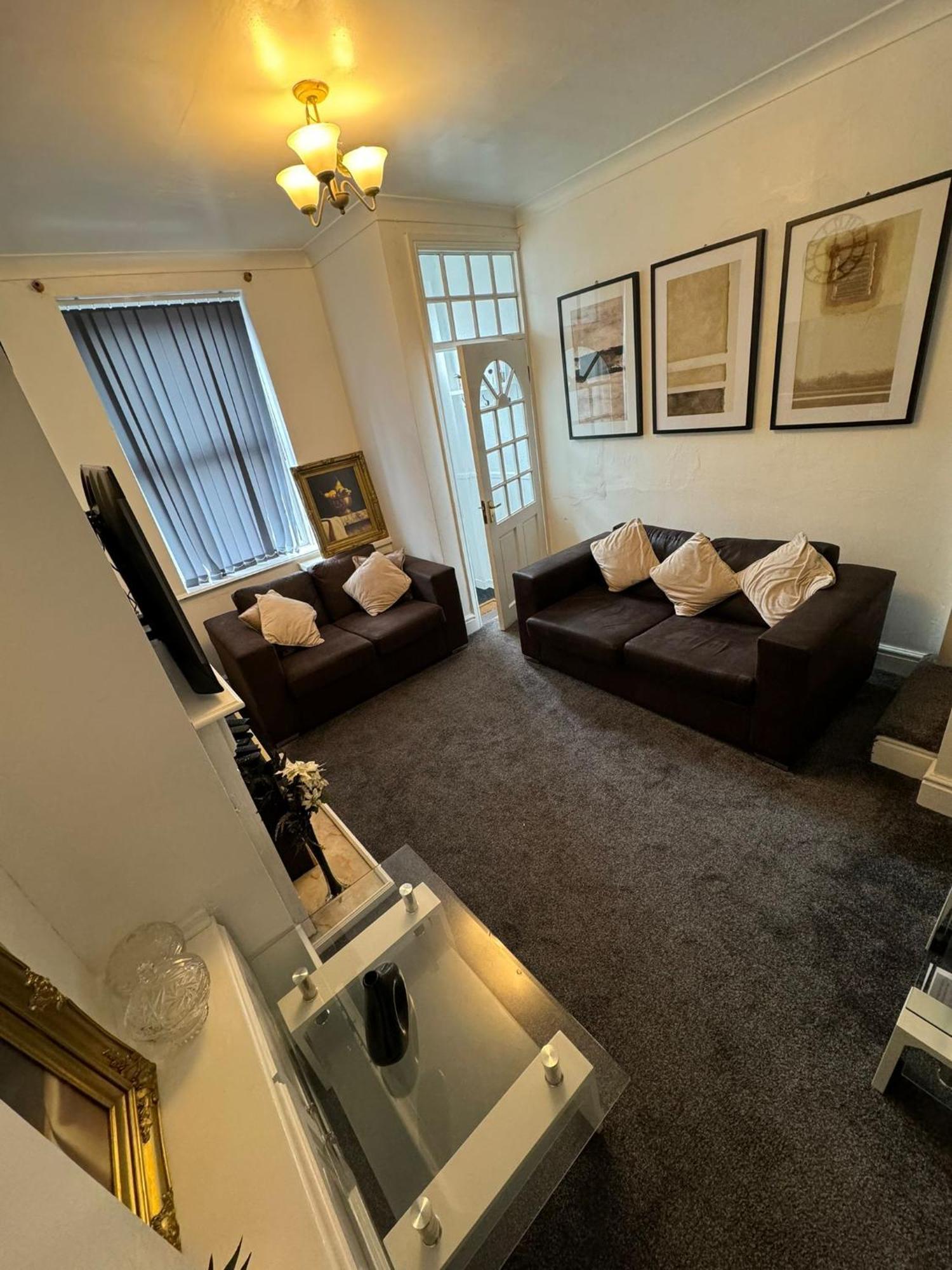Lovely City Home + Free Parking Manchester Exterior photo